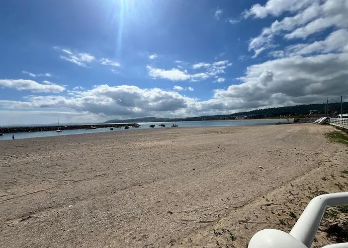 Stunning 2 Bedroom Sea View Apartment With Parking